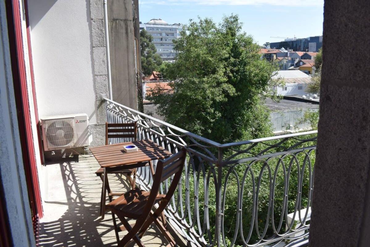 Liiiving In Porto - Vintage Balcony Apartment Exterior foto